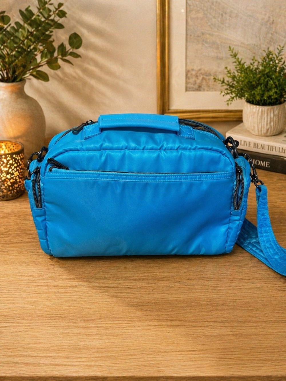 Lug Trolly Crossbody Sky Blue - Picture 2 of 4